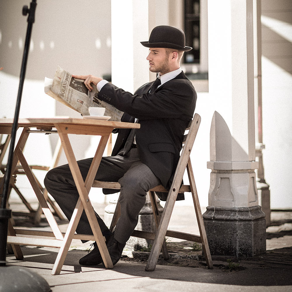 Derby bowler hat – a classic black hat for gentlemen's costumes, carnivals &amp; theatre. 4